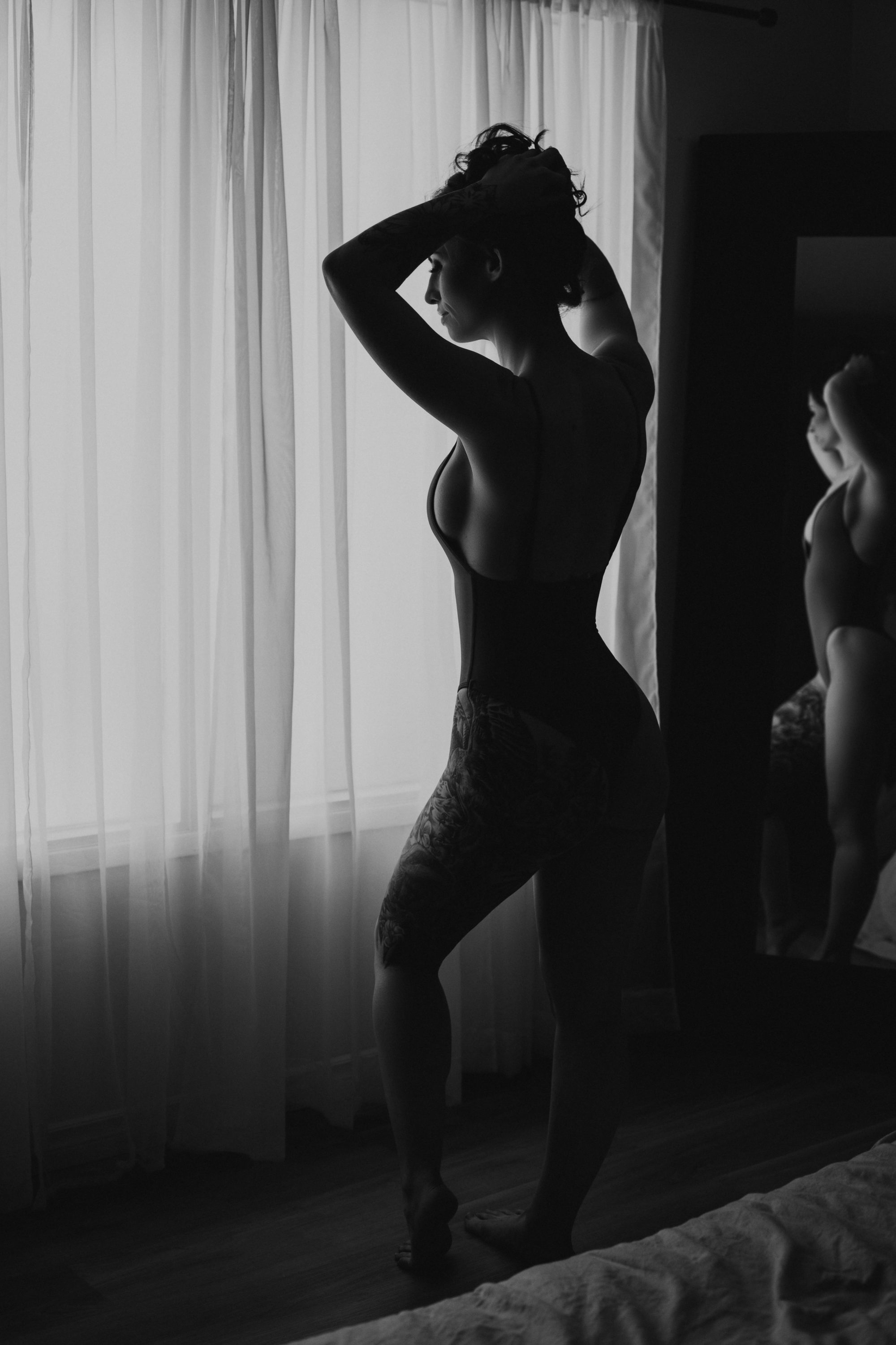 How to set the mood for your at-home boudoir photoshoot